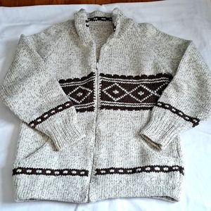 Knited sweater size small